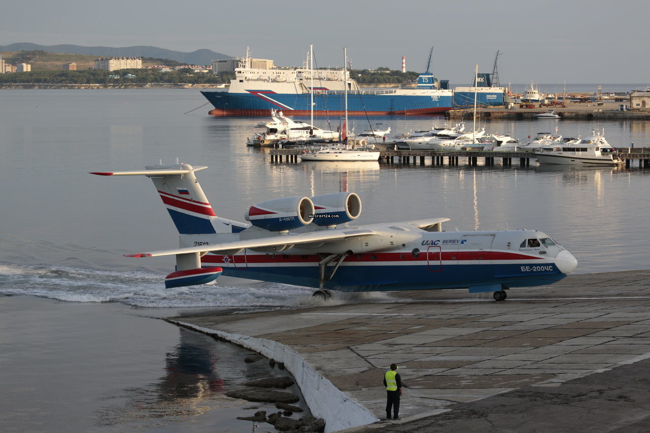 Russia Orders 'Submarine-Killer' Be-200 Amphibious Aircraft For