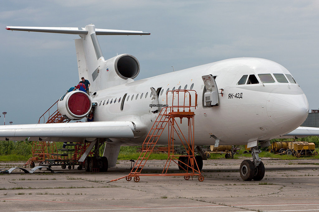 Yakovlev YAK 42D aircraft for sale - USD 1,670,000 - Ad IDNo